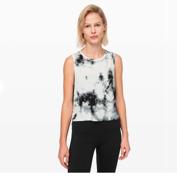 lululemon athletica Tops - Lululemon Athletica Tops Lululemon Train To Be Tank Shibori